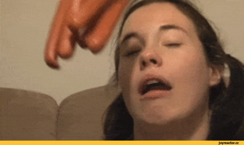 原创搞笑gif段子:(8)这个谁tm的能顶的住?