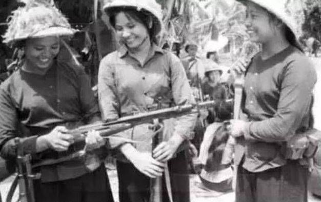 越战中,未婚女越兵被俘后最害怕什么?至今她们终于说出实情