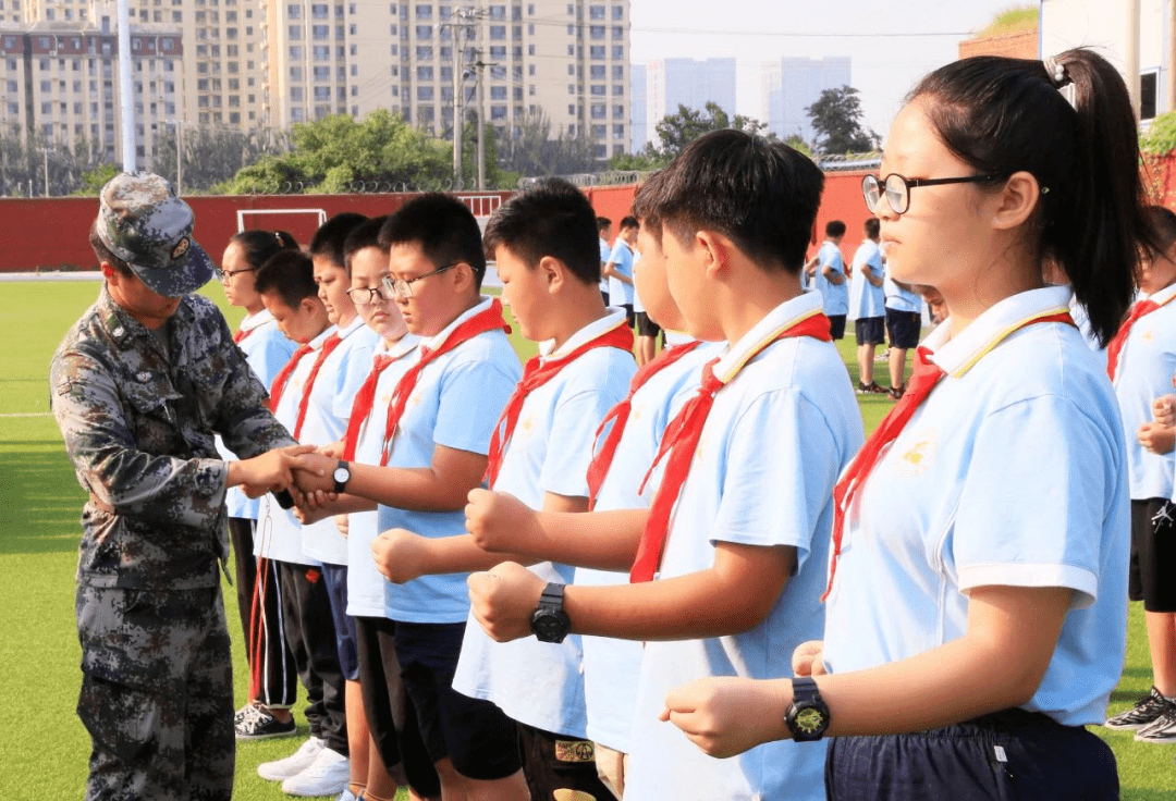 北京市八一学校保定分校:星光闪耀 逐梦前行 | 七年级