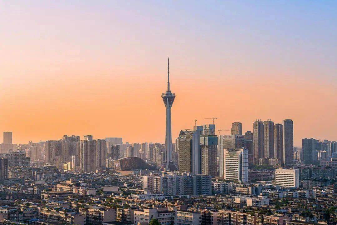 2021年上半年成都gdp(3)