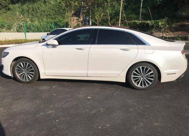 原来林肯MKZ接了车。开了150天车,车主坦诚的谈了自己的驾驶体验