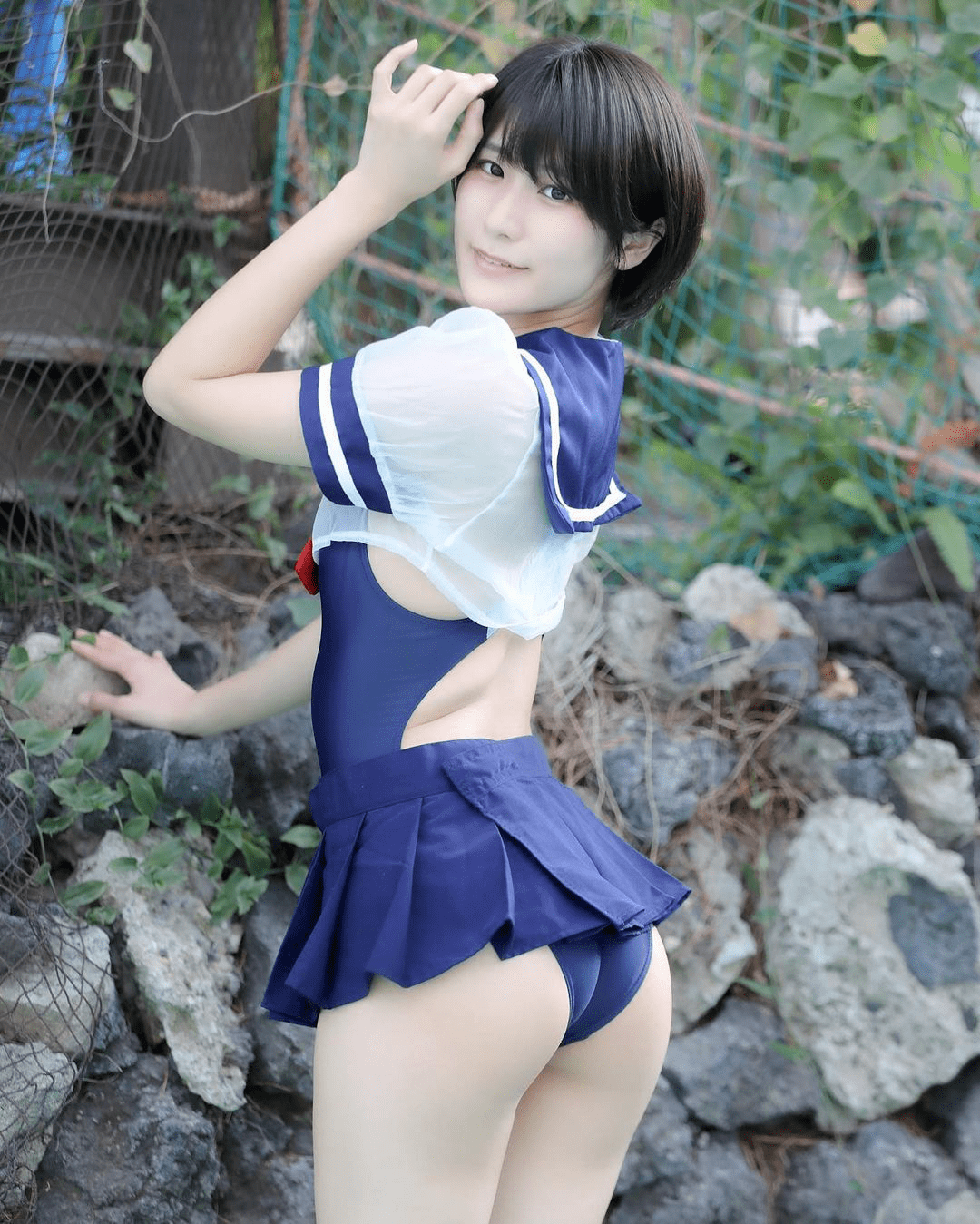 这个死库水加jk校服是个什么操作?