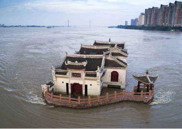 长江“最豪横”的建筑，独占长数百年之久，至今无人敢动