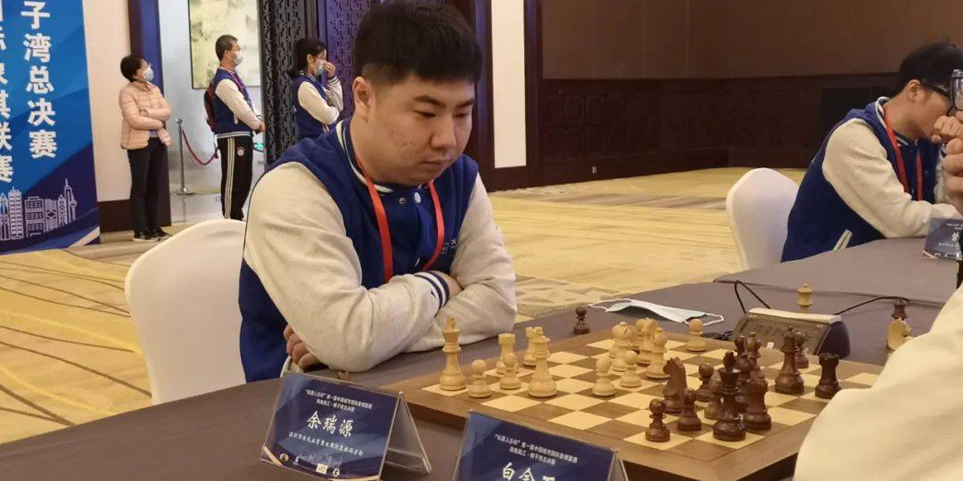 机器人谷杯第一届中国城市国际象棋联赛总决赛第一天赛场直击