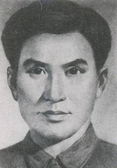 第七军辖四个师军长:李学福(1901年—1938年,吉林延吉人,因积劳成疾