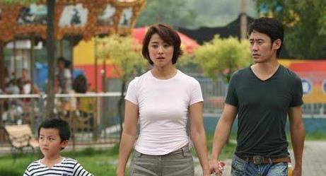 她结了3次婚今51岁再嫁第一任丈夫继子是当红小鲜肉