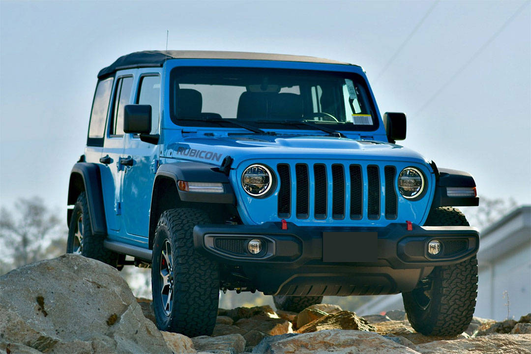 2021款jeep牧马人摩洛哥蓝色实车亮相原来蓝色可以这么美