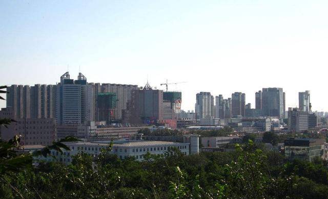 中国GDP上千亿的小镇_中国小镇图片