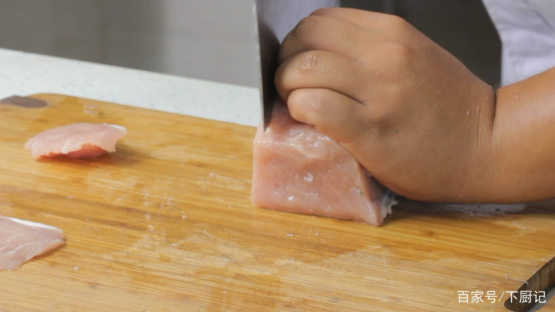 IM电竞平台_
东北硬菜锅包肉 很多多少人做的不正宗 原来是没掌握好这3个关键点(图3) IM电竞平台_
东北硬菜锅包肉 很多多少人做的不正宗 原来是没掌握好这3个关键点(图3)