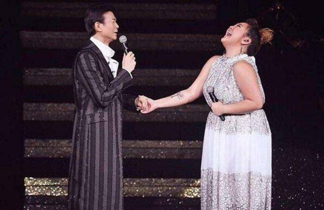 郑少秋的4个女儿,同是一个爹差距却很大
