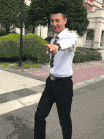 搞笑gif段子:妹子,舞跳的不错哦