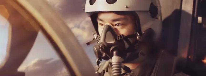 正式发布  该片由  易烊千玺 主演 吴京 倾情加盟  歼20等多型空军