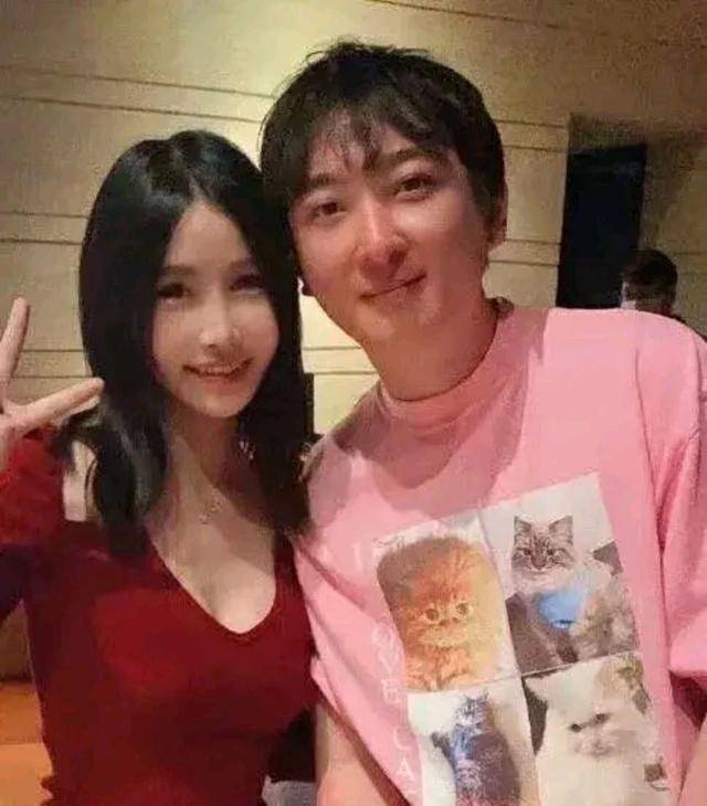 c1c18cf1e37341abbc45842f23eec422.jpeg