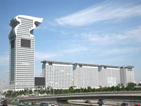 盘古大观和金泉广场为何会被列入"中国十大丑陋建筑"?