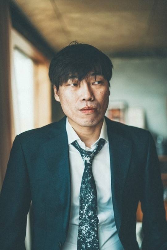 韩南星裴振雄涉嫌强奸未遂,称已聘请律师认真思考对策