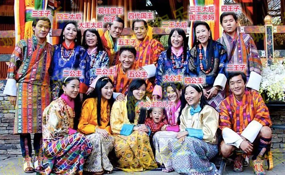 不丹五位公主"丹凤眼"好美,气质也不输佩玛王后,家族基因够强