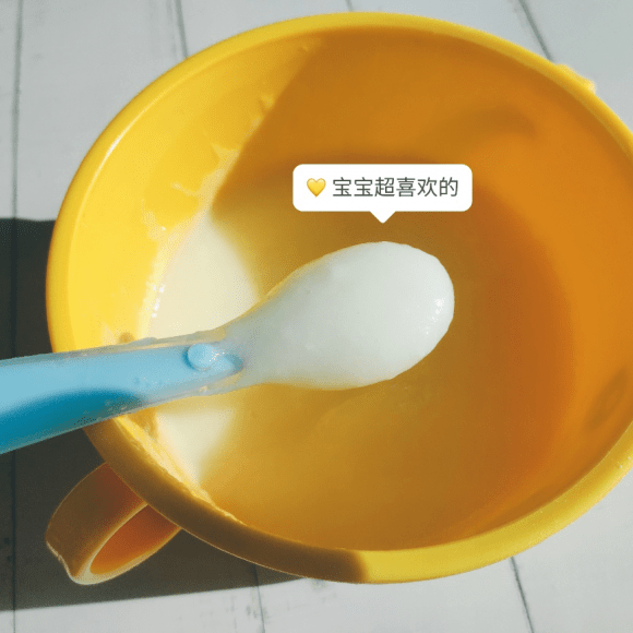 米粉第一次吃喂几勺 8d3444ca271840d48d02456c0be0b4f5.png