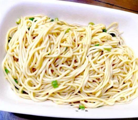 最简单的家庭葱油拌面 55f787c89435439d81eca2f3337c5584.jpeg