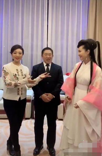 新爱的供养钢琴曲谱(3)