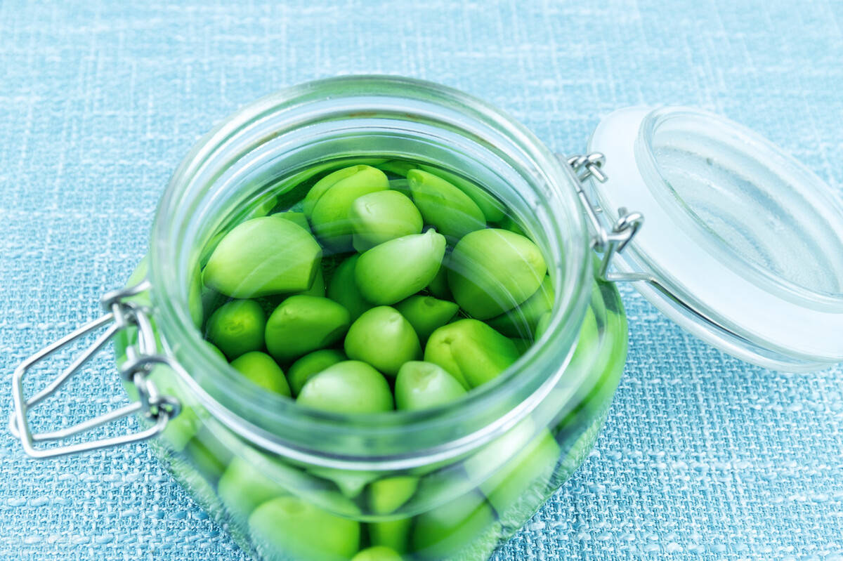 怎样腌制腊八蒜才好吃窍门 3374aa06ae05423cb33a58c941f2dd78.jpeg