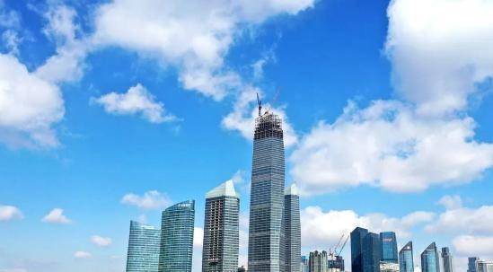 青岛在建369米高楼，建筑面积49万平方米，预计今年投入使用
