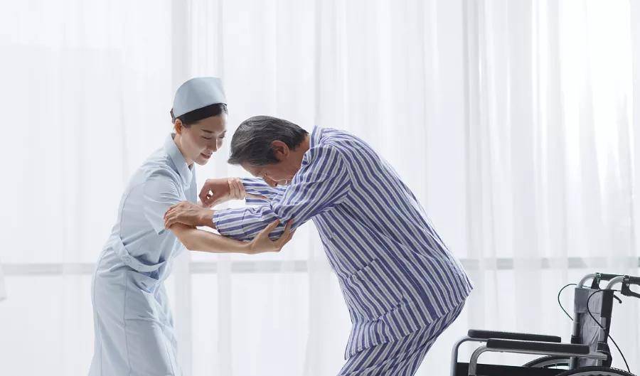 脑卒中康复的原则是"早期同步",即早期介入,与临床治疗同步进行.