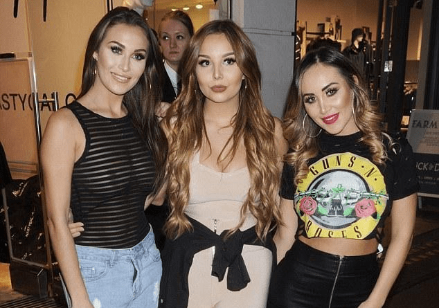 克洛伊·古德曼(chloe goodman)有时候闲暇的时间里会到一些地方旅游