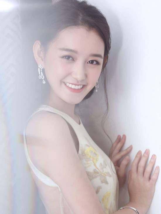 00后的小女星,哪一个最受人欢迎?_手机搜狐网