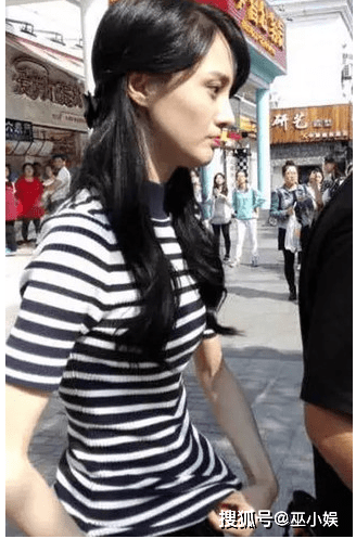 曝郑爽暴瘦疑似吸毒所致?知名博主要她去验头发,质疑其精神有问题