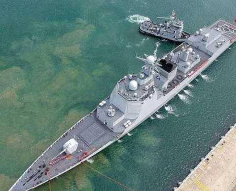 海军052型驱逐舰:从仅建2艘的"小步快跑",到大批量成规模建造