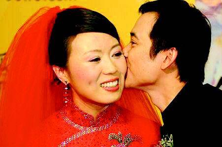 黄梅戏皇后吴琼和小15岁老公结婚16年如今留一终身遗憾