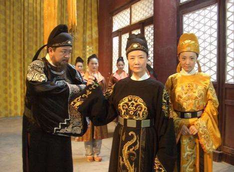 武则天掐死女儿,毒死儿子:为何她会如此不择手段?