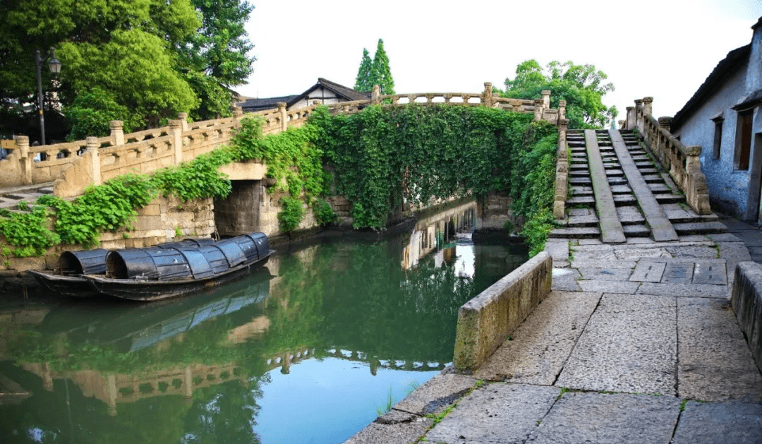 这座看似普通的八字桥是中国现存最古老的城市桥梁之一,是中国最早的
