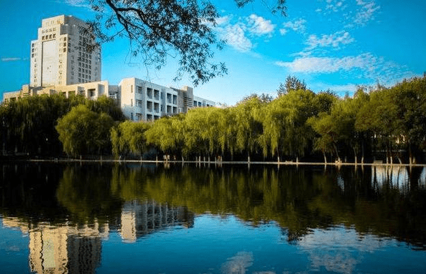 邢台学院:1996年3月,原邢台师范专科学校,邢台地区教育学院,河北财经