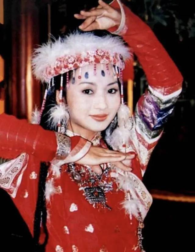 2000年1月30日,刘丹在广深高速公路深圳机场路段遭遇车祸.