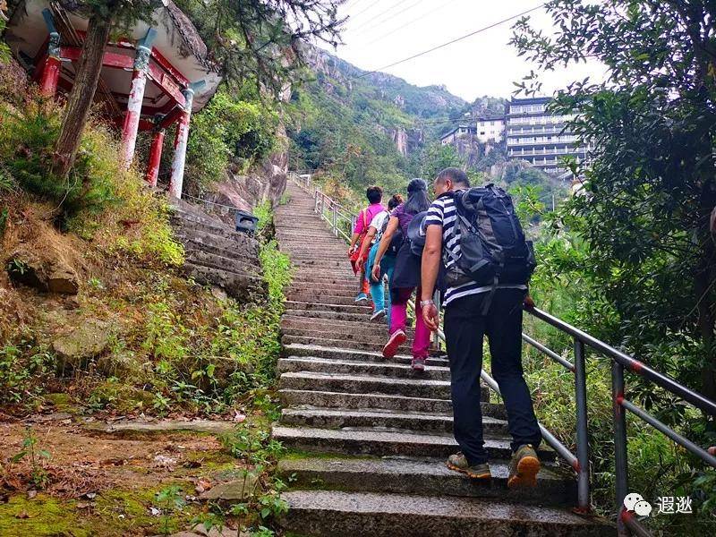 行走瑞安白岩山,欣赏奇妙巨石阵_府庙