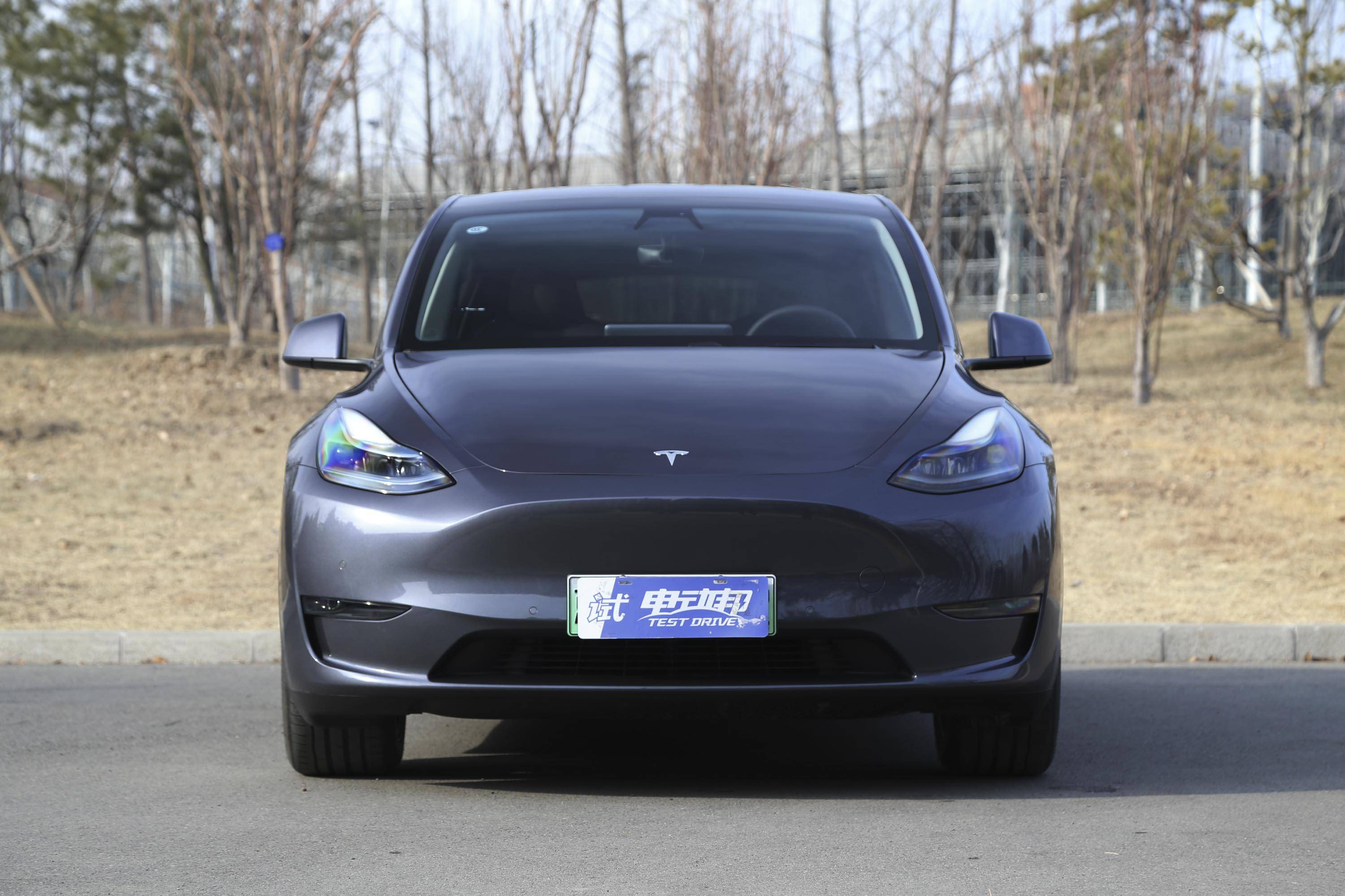 不止于大,试驾特斯拉model y 长续航全轮驱动版