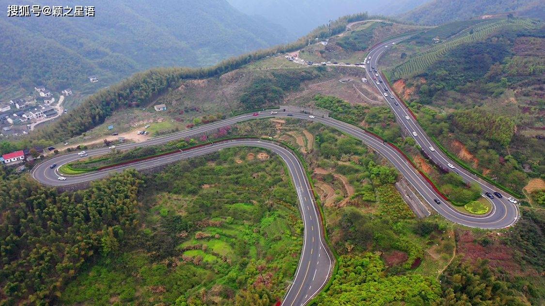 沿线风光优美,也被誉为宁波的最美公路.山高路陡,可谓是宁波的"天路".