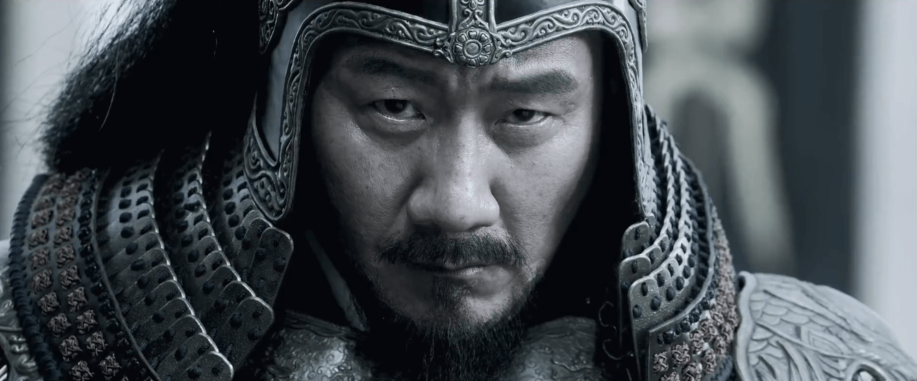 所以我一直很怕胡军在出演徐骁的时候,一不小心耍出一套降龙十八掌,把