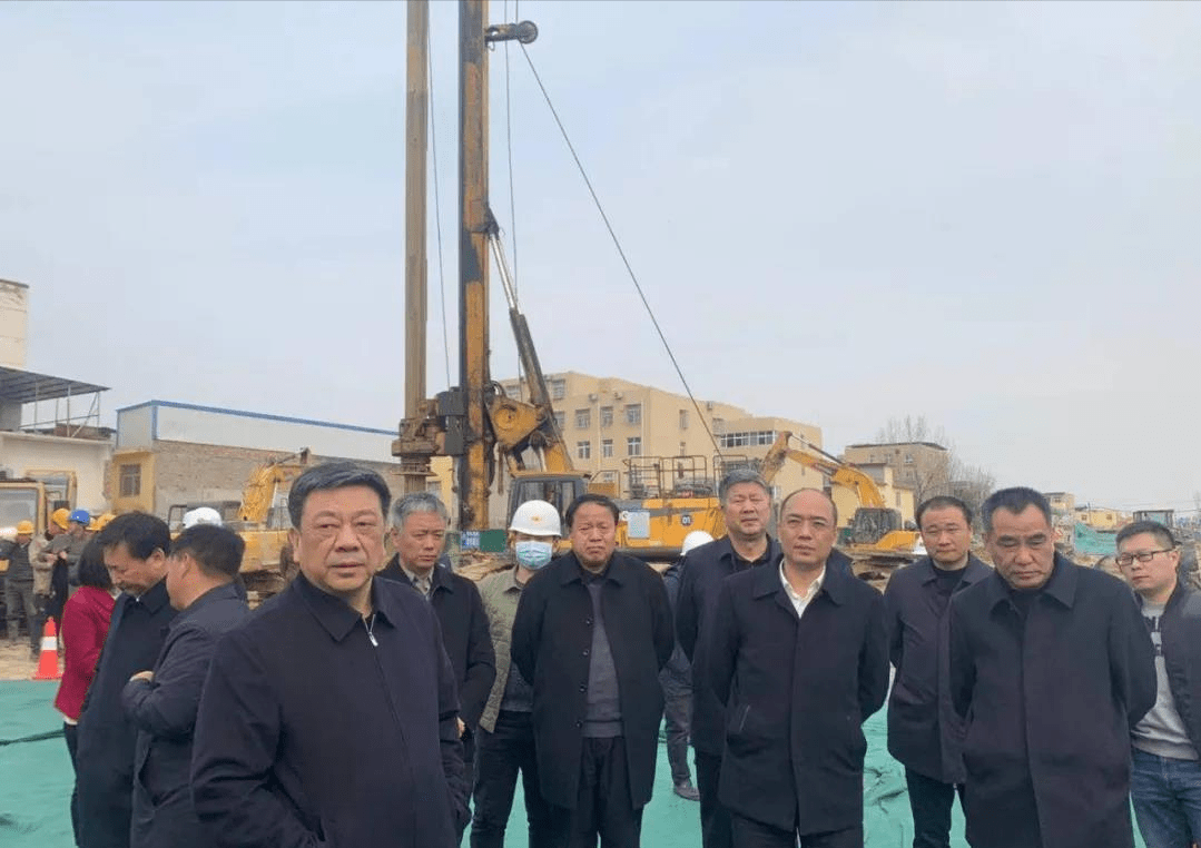 南阳市领导调研卧龙区重点城建项目建设
