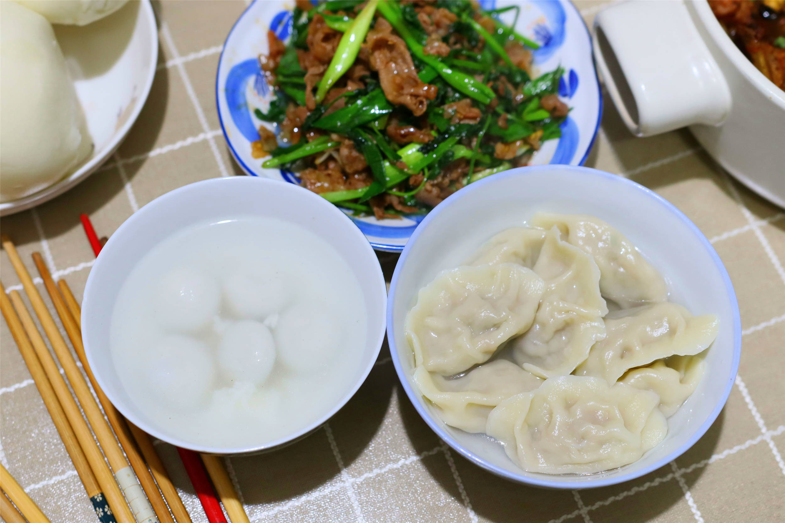 原创河南一家6口晒元宵节家宴,4道"硬菜"足够吃,不浪费拒绝假精致