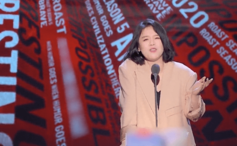 马思纯咋啦吃药发福胖成近200斤比中年的油腻大妈还要胖