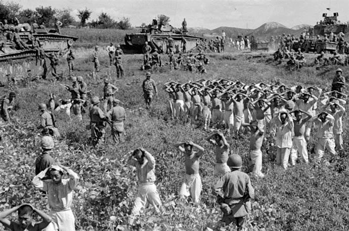 历史老照片:1950年朝鲜战争之第二次汉城战役