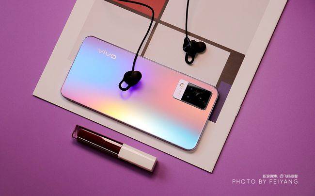 vivo s9图赏:印象拾光配色抢眼,2021入春少不了它