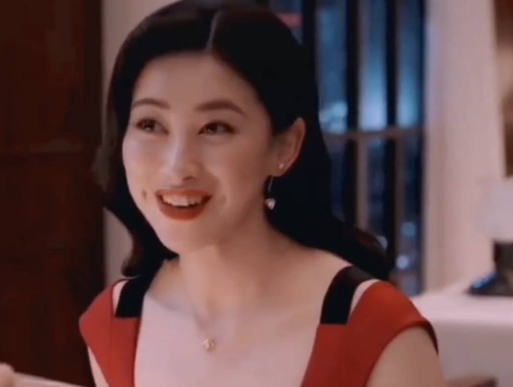 恭喜演员朱珠结婚