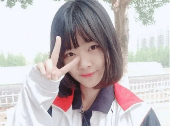 原创05后初中生心中校花什么样一个比一个甜美可爱颜值很高