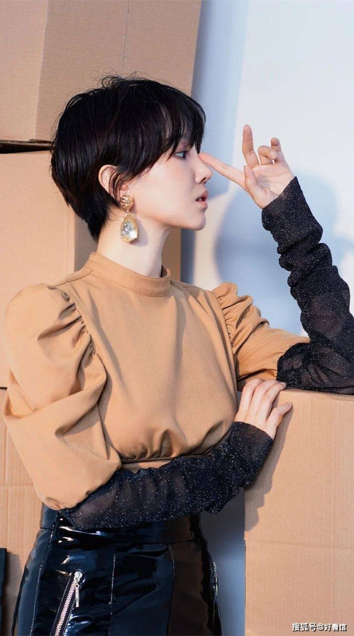 爱在星空下 陈小纭壁纸|陈小纭性感桌面壁纸-美女壁纸
