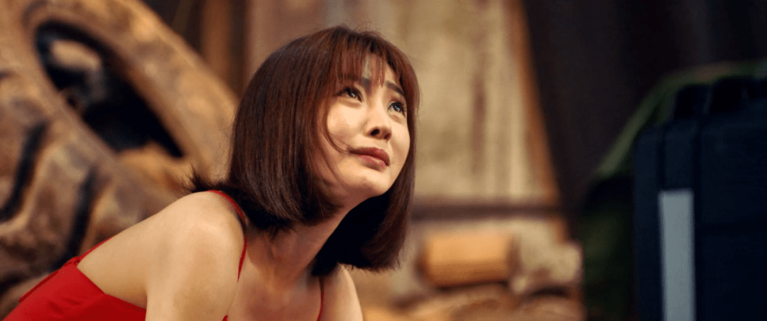 而在《冒牌大保镖》中,柳岩的演技表现也还不错,她所扮演的女主叶明珠
