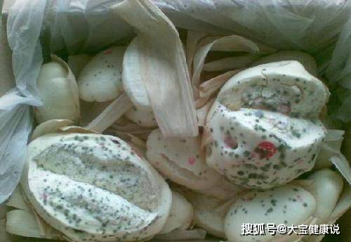 原创发霉腐烂的食物,还能吃吗?切掉发霉部分,也建议大家不吃