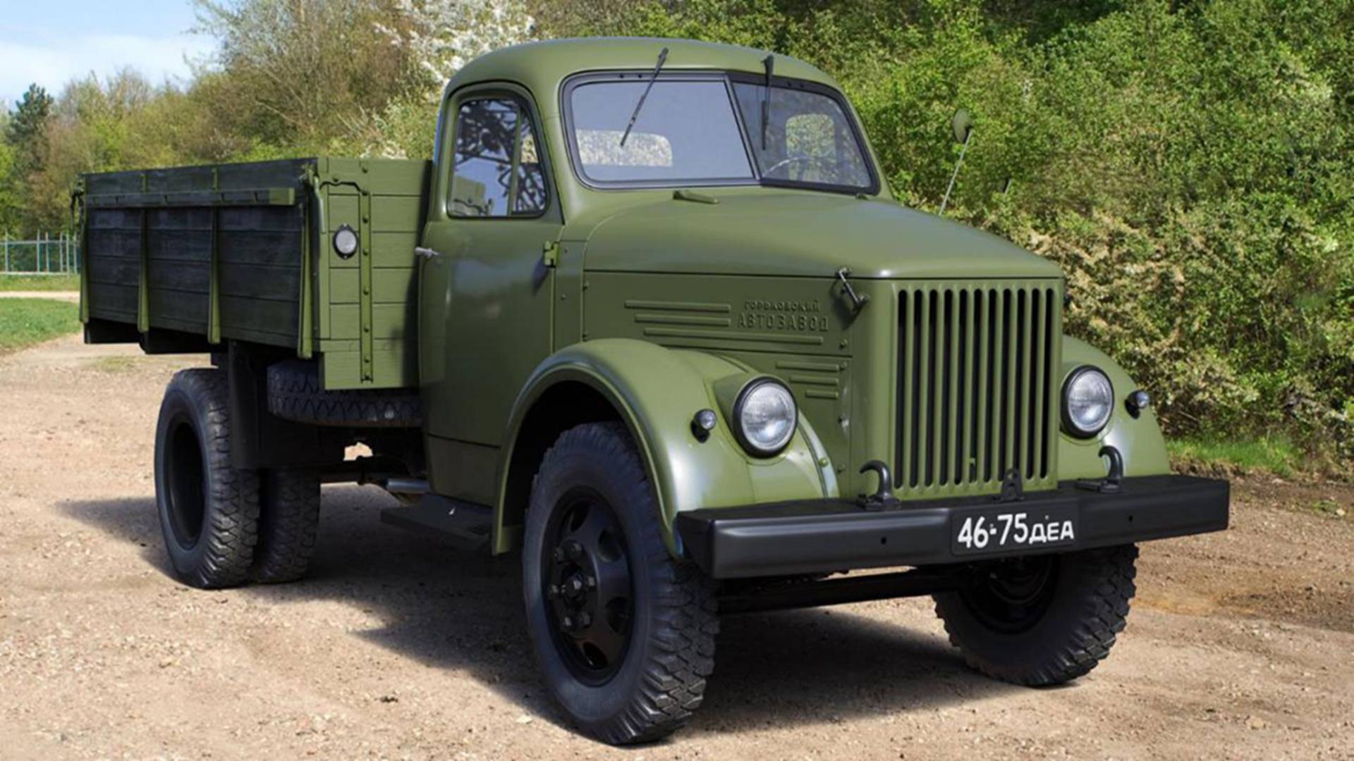经典苏联嘎斯-51卡车,外观简洁大方操作简单,成为一代